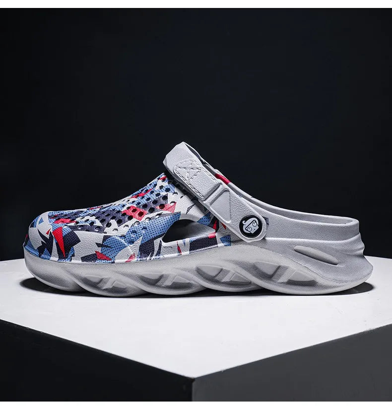 Men Sandals Clogs Summer Shoes for Men EVA Lightweight Water Shoes Unisex Slippers for Summer Outdoor Beach Slippers Large Size