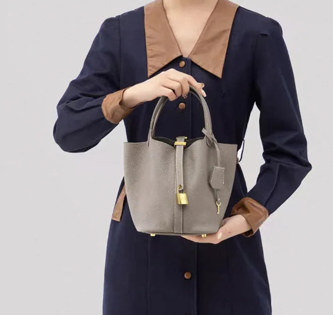 Classic Vegetable BasketpuWomen's Handbag Simple Bucket Bag Mother Bag Fashion Versatile Women's Bag Cross-border