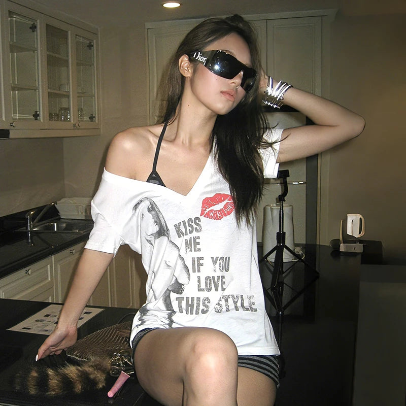 Karrcat Trashy Y2k Letter Print T-shirt Grunge Aesthetics Short Sleeve V-neck Tops Vintage 2000s Style Tee Shirt American Retro