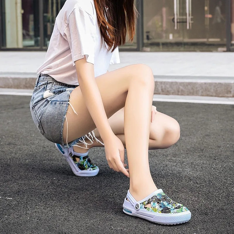 2006 Women's Ethnic Shoes Clogs Soft Sole Two-way Wear for Beach Mules and Pool Women Garden Slides Indoor Nursing Clogs Sandals