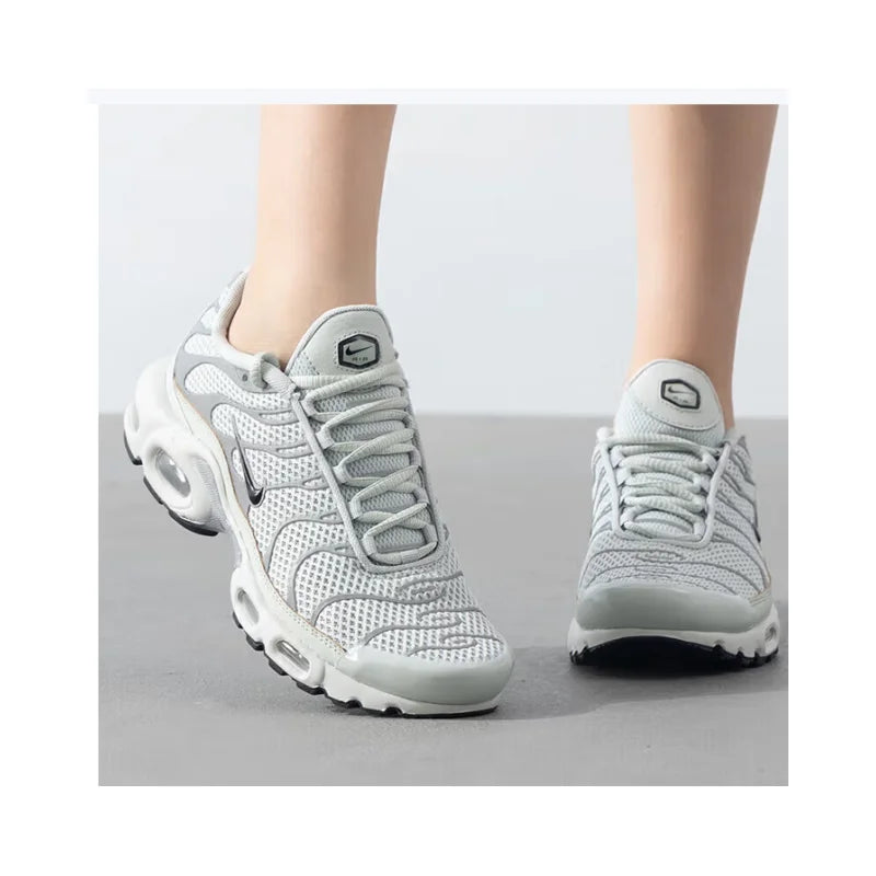 NIKE Air-Max Plus - Women's Sport Shoes