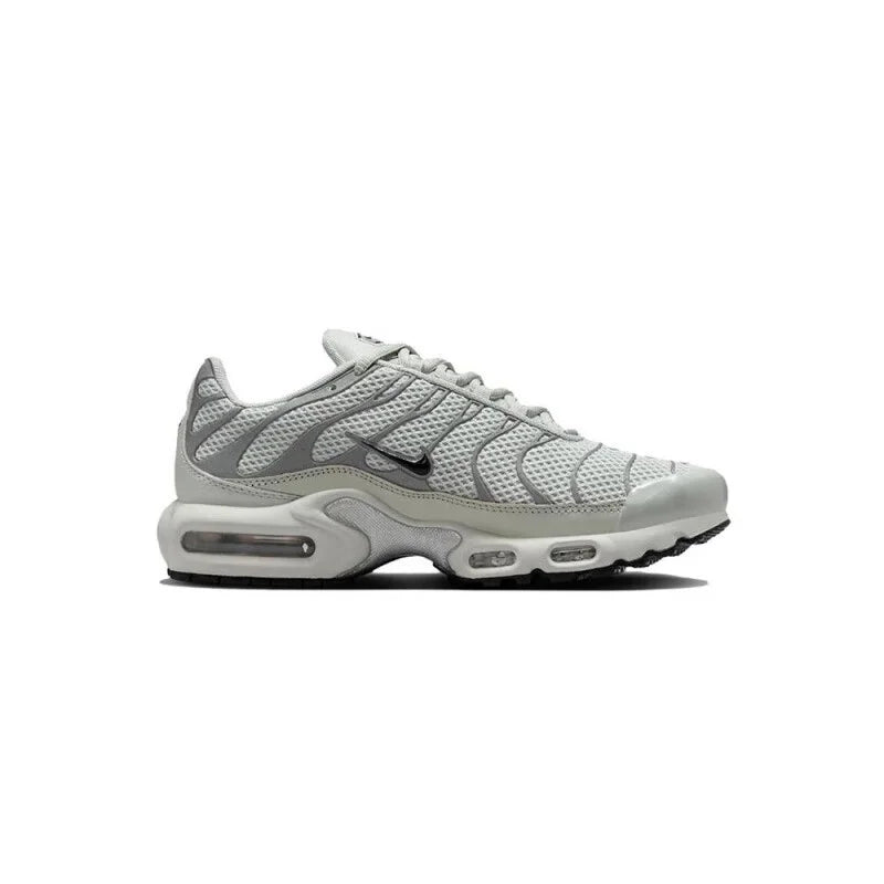 NIKE Air-Max Plus - Women's Sport Shoes