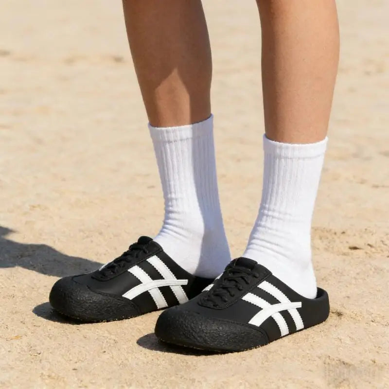 Comfortable EVA Brand Clogs Shoes Men Spring Summer 2026 Non Slip Outdoor Sports Slippers Plus Size Couple's Flats Racing Shoes
