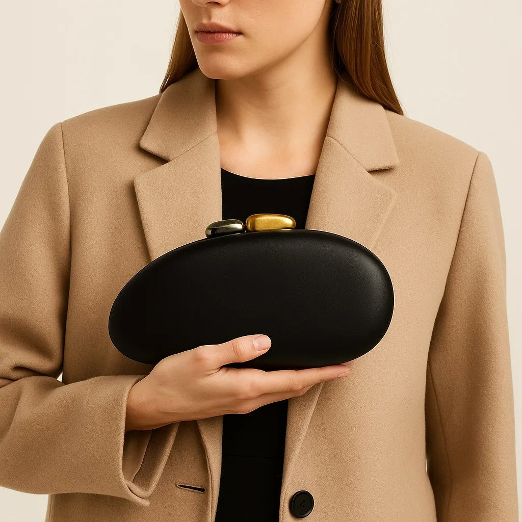 Designer Shell Shape Clutch Bag with Metallic Closure Chain Dinner Purse Women Evening Party Leather Shoulder Crossbody Handbags