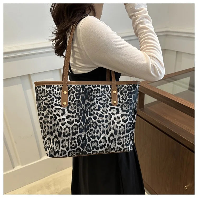 Women's Leopard Print Tote bag Pu Leather Underarm Bags Simple Casual Travel Shopping Bag Large Capacity Mother and Child Packag
