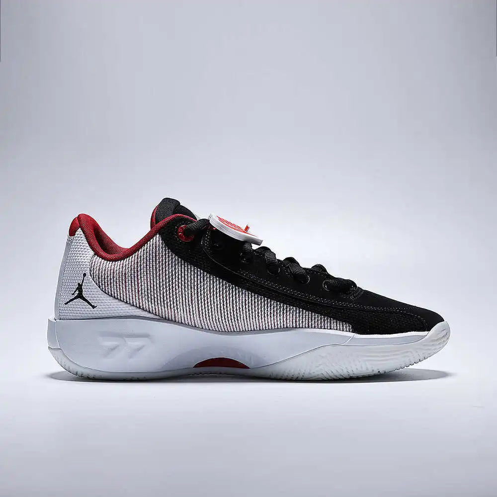 NIKE 2025 JORDAN LUKA. 77