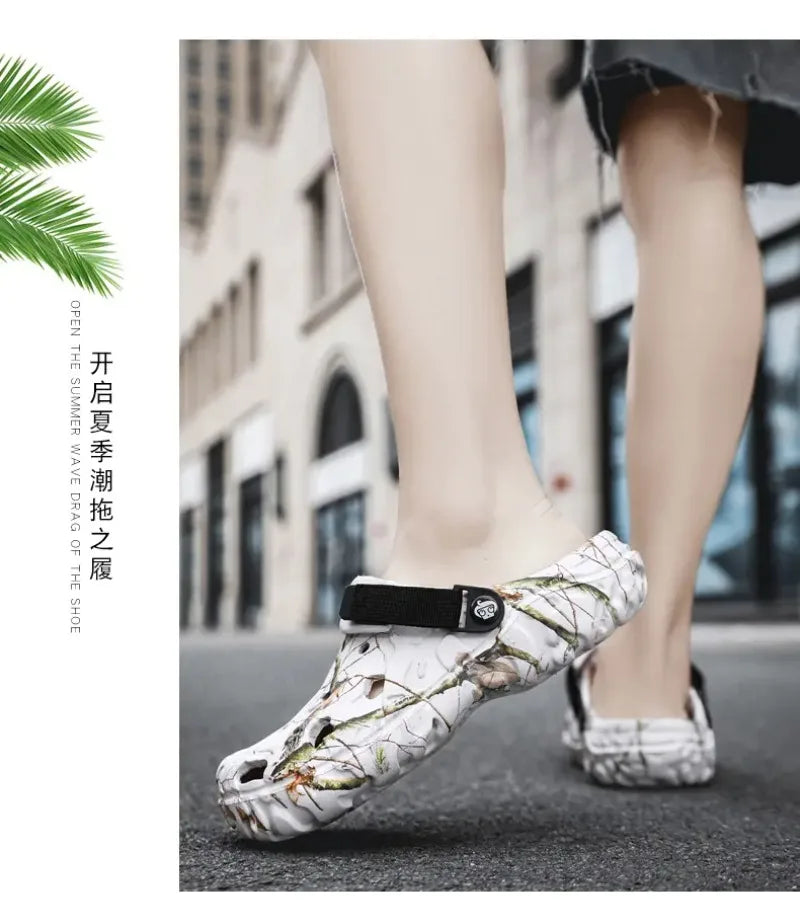 Men Clogs Slippers High Quality Classic Outdoor Anti-Slip Garden Shoes Lightweight Fashion Casual Sandals Big Size 45 46 47