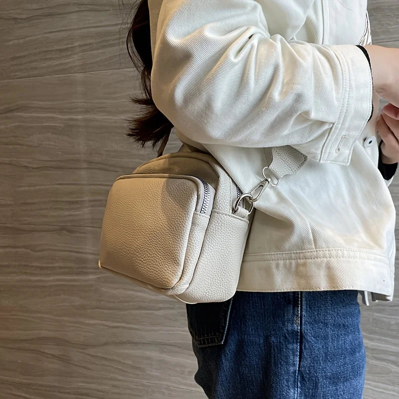 Stylish Crossbody Bag for Women Leather Messenger Bag, Versatile Shoulder Bag with Adjustable Geometric Pattern Design Strap