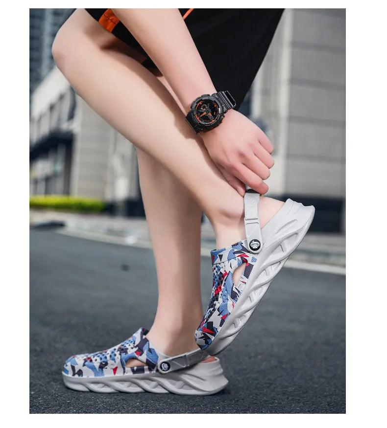 Men Sandals Clogs Summer Shoes for Men EVA Lightweight Water Shoes Unisex Slippers for Summer Outdoor Beach Slippers Large Size