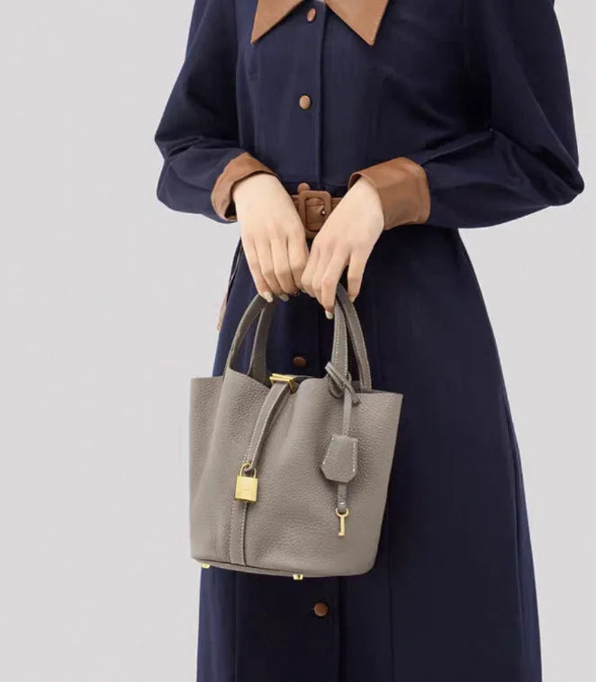 Classic Vegetable BasketpuWomen's Handbag Simple Bucket Bag Mother Bag Fashion Versatile Women's Bag Cross-border