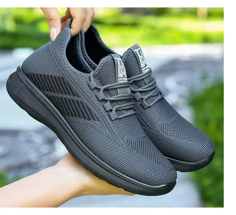 New men's sneakers Casual Shoes 2025 New men's summer shoes Lightweight and Comfortable Men's canvas Shoe free shipping shoes