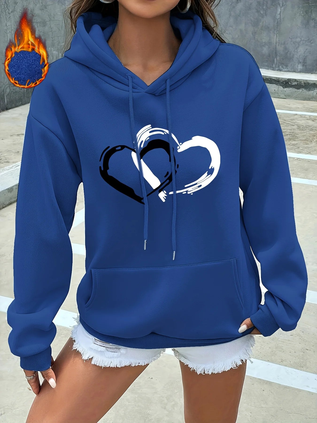 Women's casual hoodie sweatshirt heart graphic print round neck long sleeved autumn and winter warm regular version