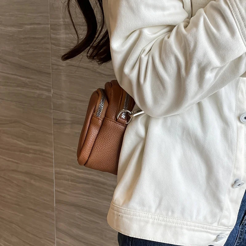 Stylish Crossbody Bag for Women Leather Messenger Bag, Versatile Shoulder Bag with Adjustable Geometric Pattern Design Strap