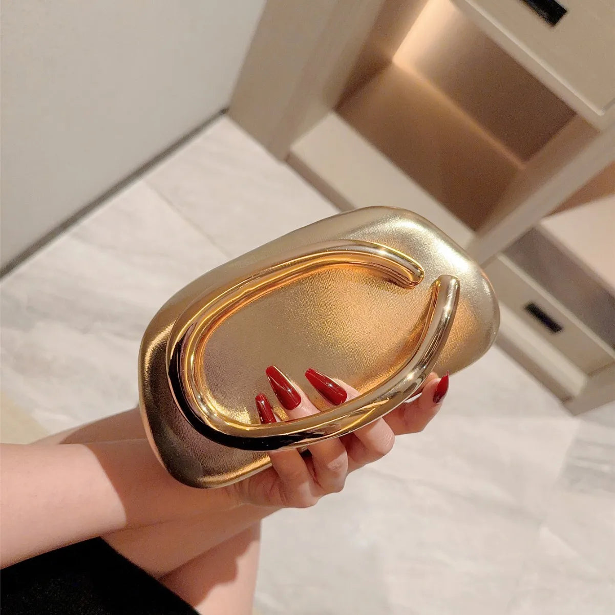 Gold Metal Closure Box Clutch Bag Women Evening Wedding Party Cute Purse Bag Handbag Dark Red Beige 2025 Spring New Fashion Ins