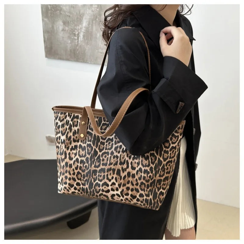 Women's Leopard Print Tote bag Pu Leather Underarm Bags Simple Casual Travel Shopping Bag Large Capacity Mother and Child Packag