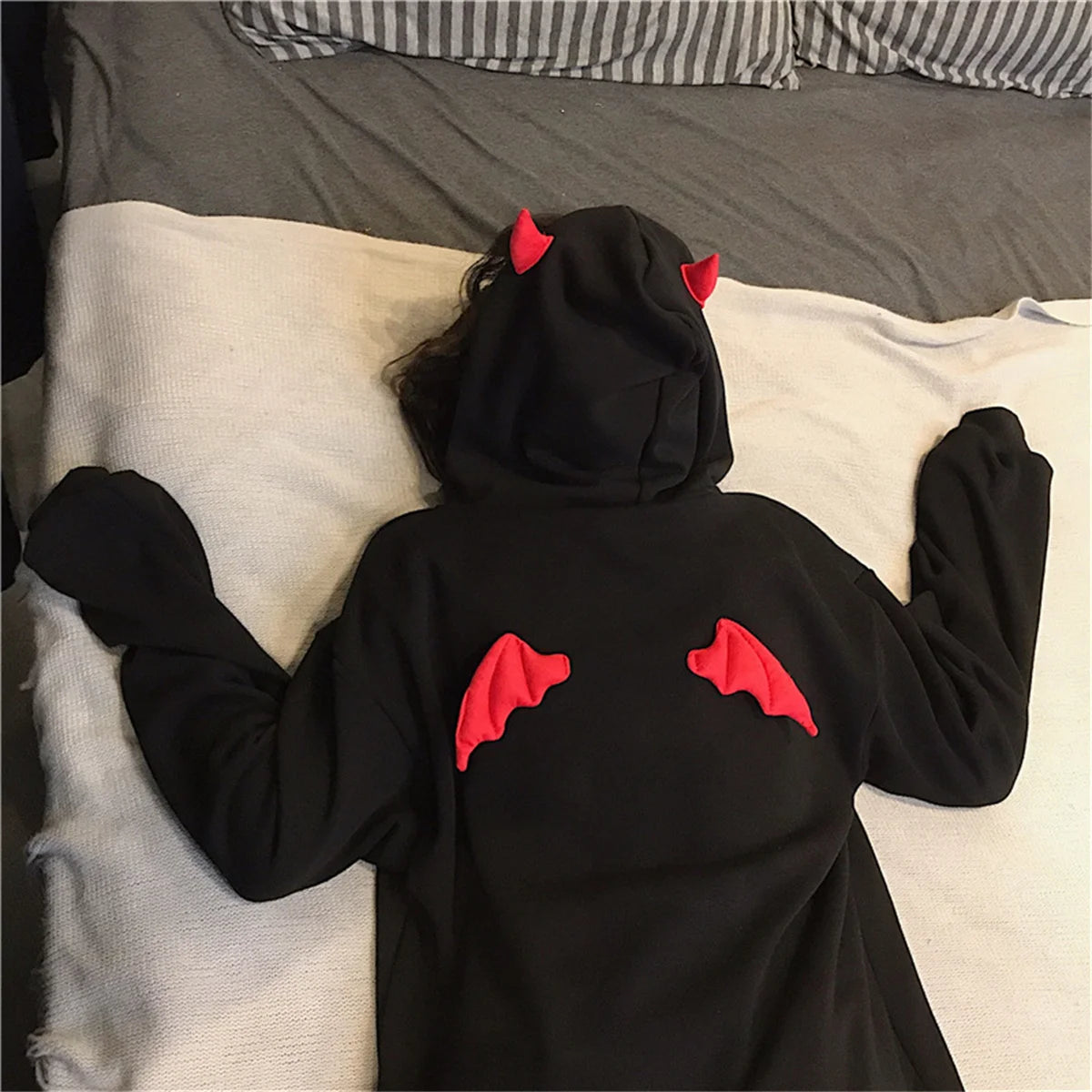 gothic clothes Harajuku Hoodies Devil Horns Sweatshirts zip up hoodie Loose Pullovers Long Sleeve Tops Streetwear Femme